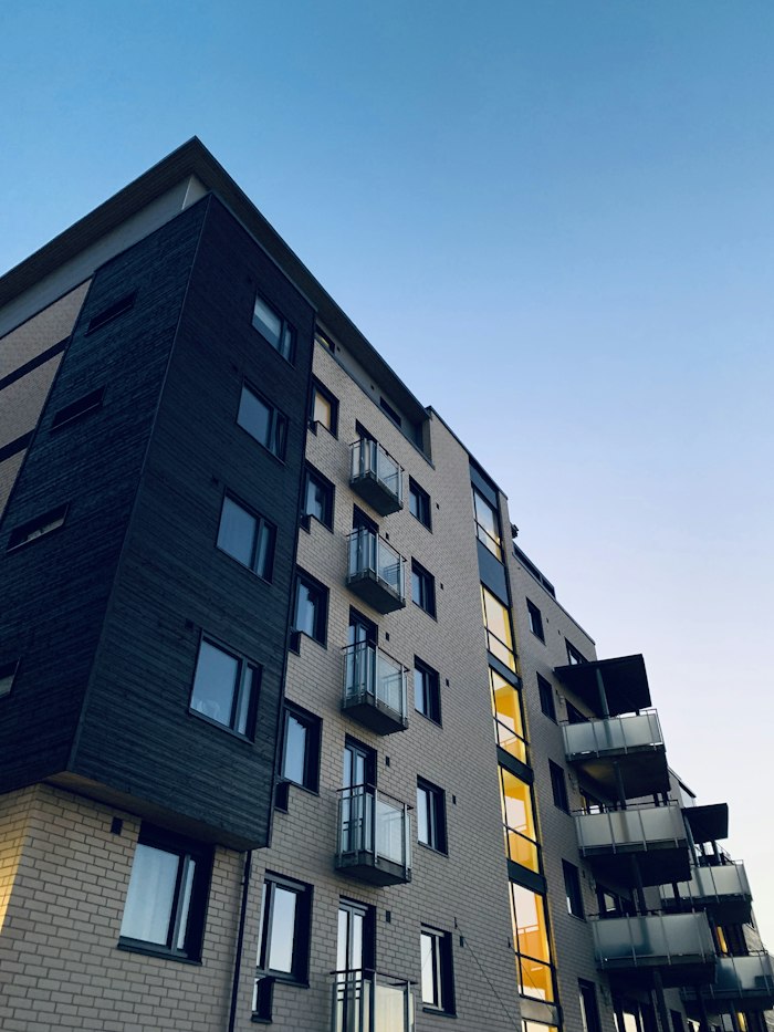 UrbanNest - Real Estate & Rental Apartment Finder